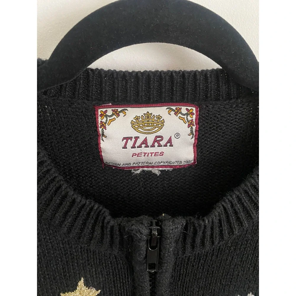 Tiara Petites Vintage Christmas Cardigan Full Zip Santa Presents‎ Sequin Sweater